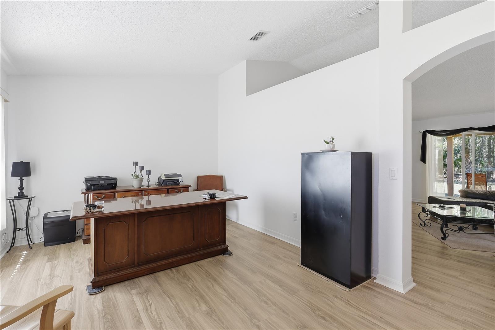 SEMINOLE WOODS - Residential