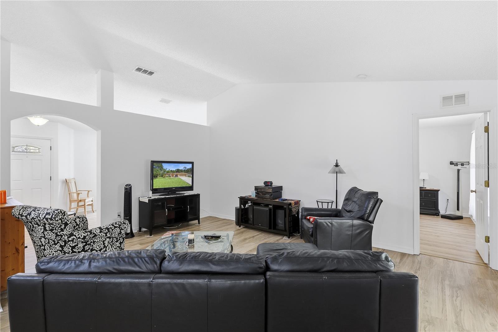 SEMINOLE WOODS - Residential