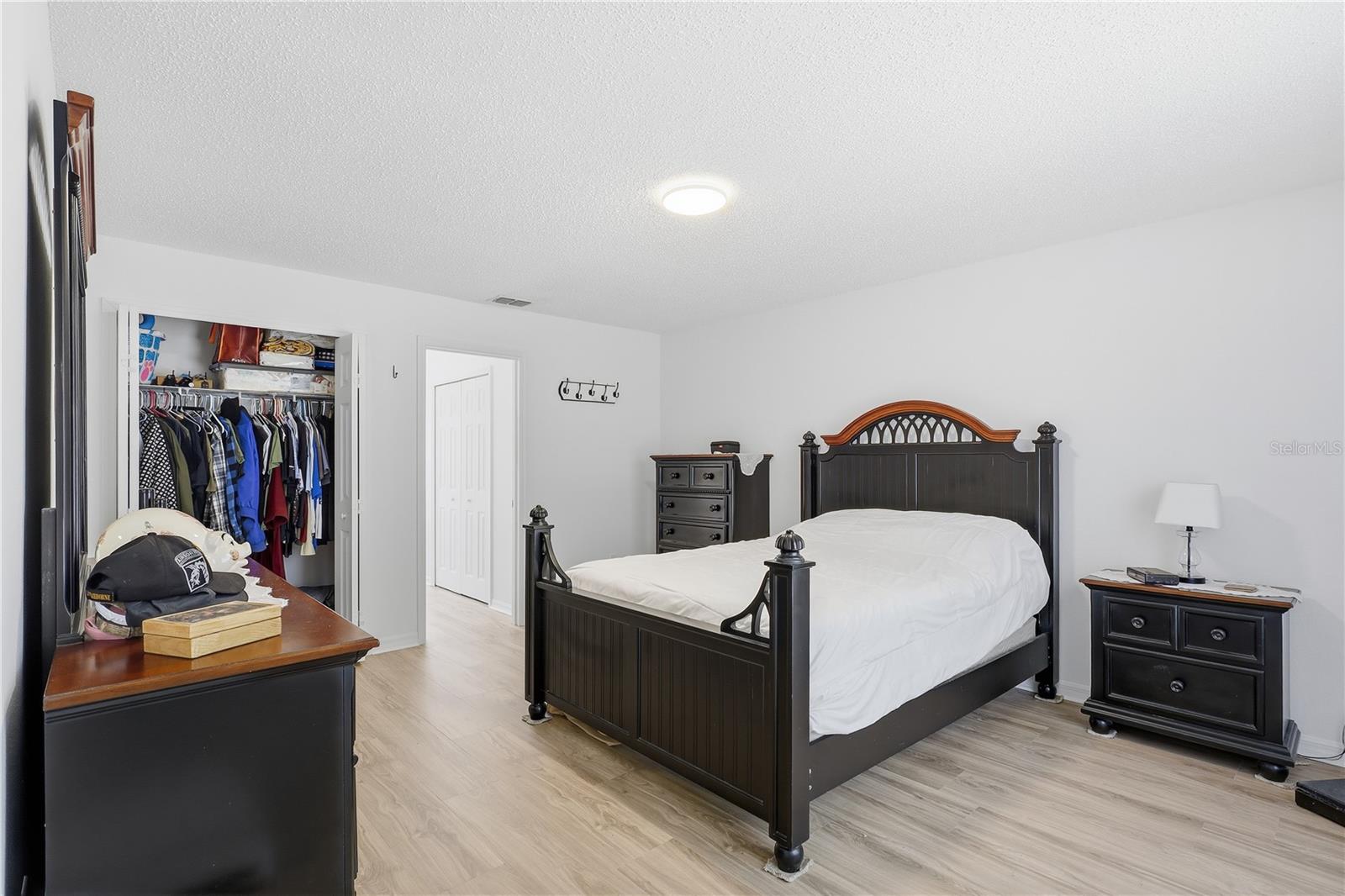 SEMINOLE WOODS - Residential