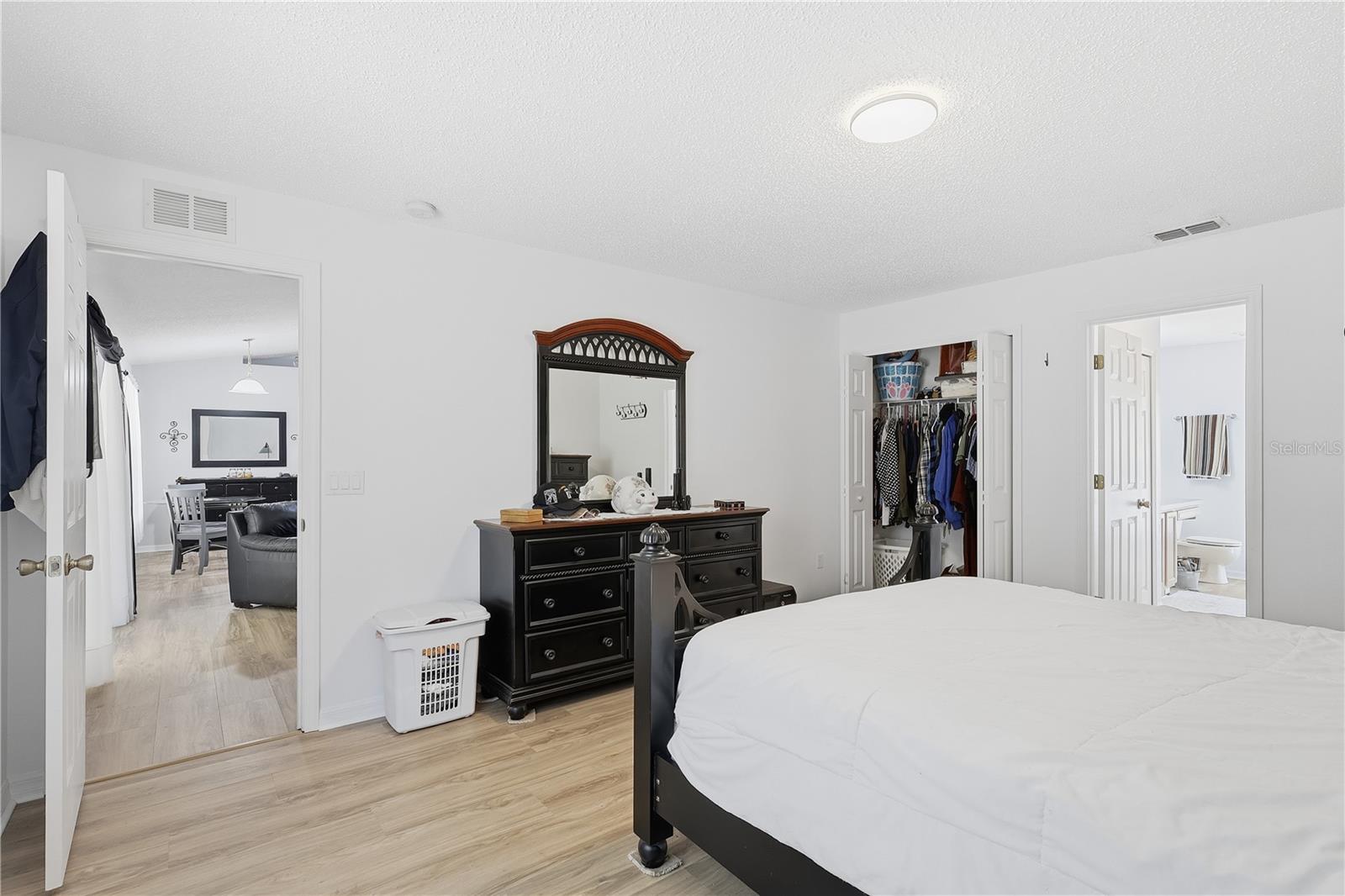 SEMINOLE WOODS - Residential