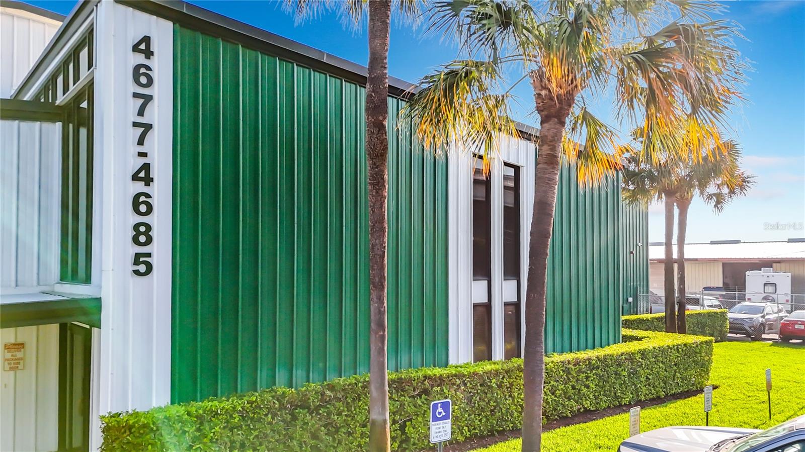 PINELLAS GROVES - Commercial Sale