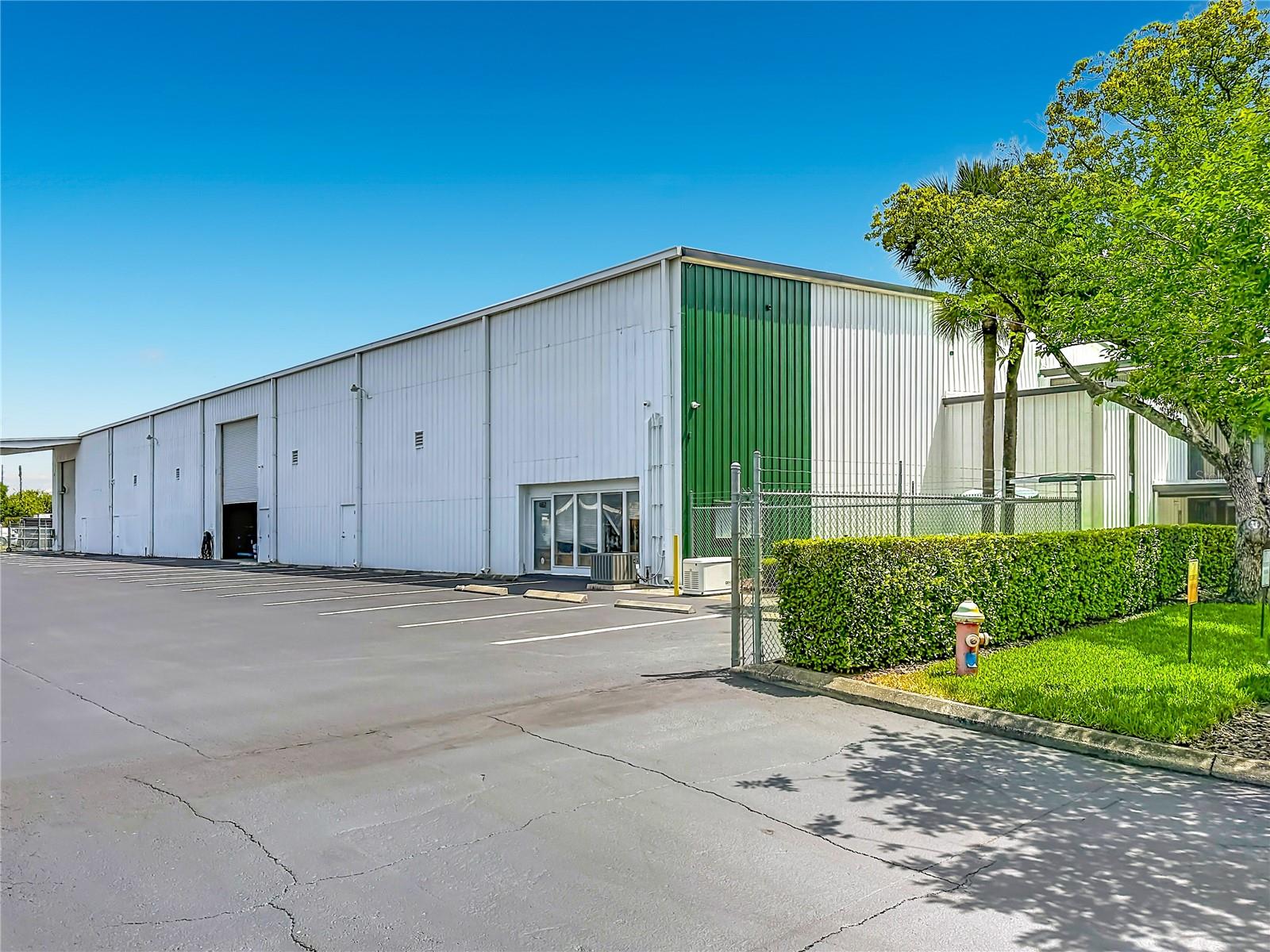 PINELLAS GROVES - Commercial Sale