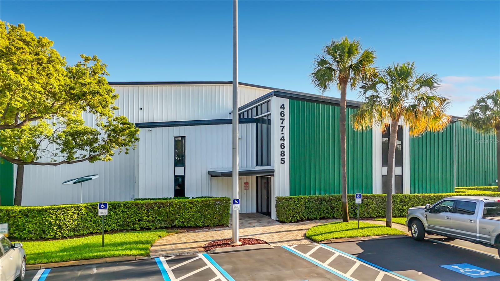 PINELLAS GROVES - Commercial Sale