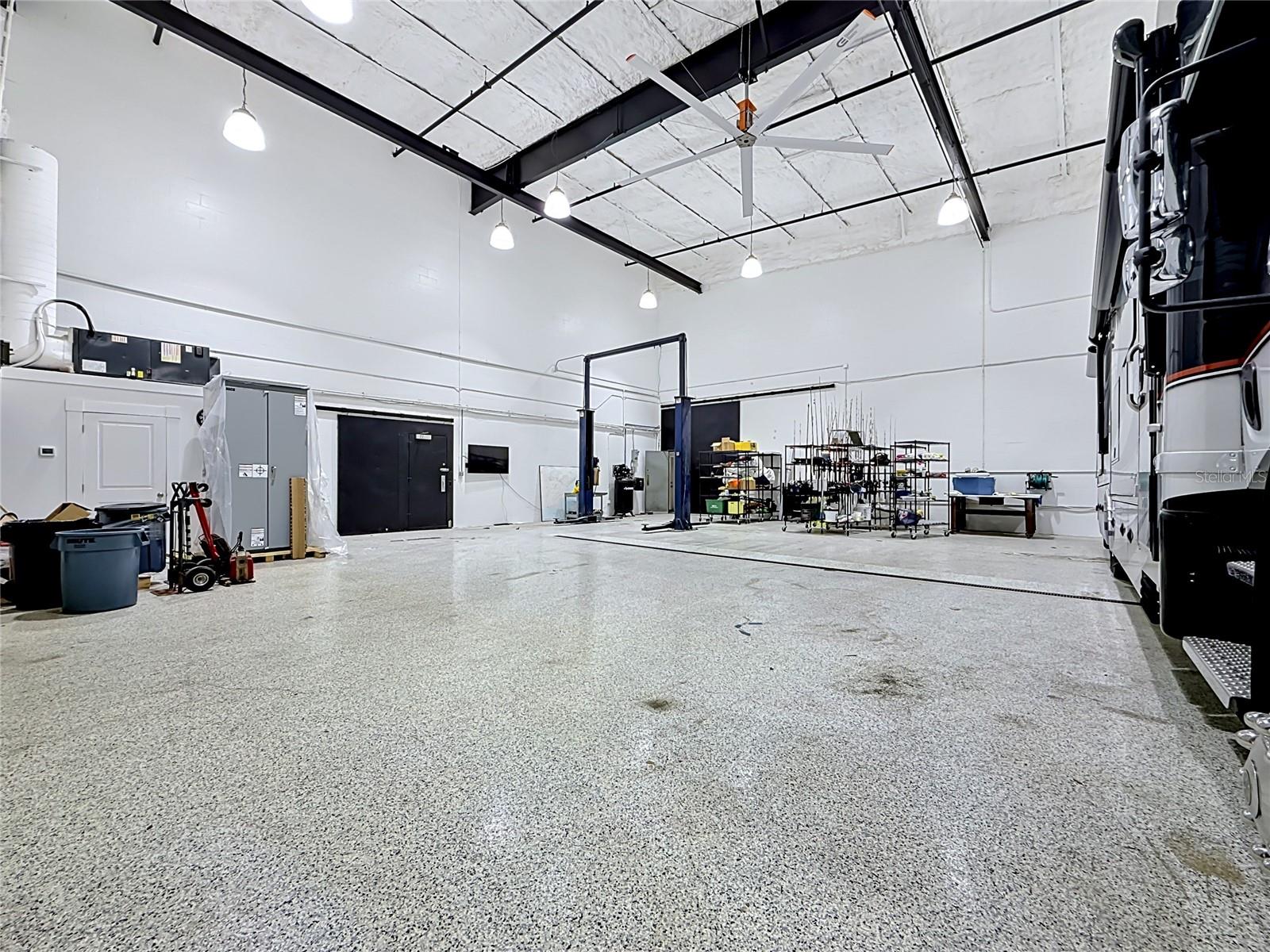 PINELLAS GROVES - Commercial Sale