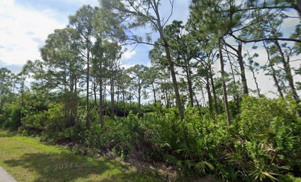 PORT CHARLOTTE SEC 052 - Land