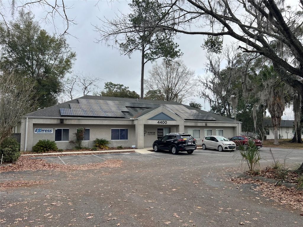 Photo of 4400 NW 36th Avenue, Gainesville, FL 32606 (MLS # GC528273)