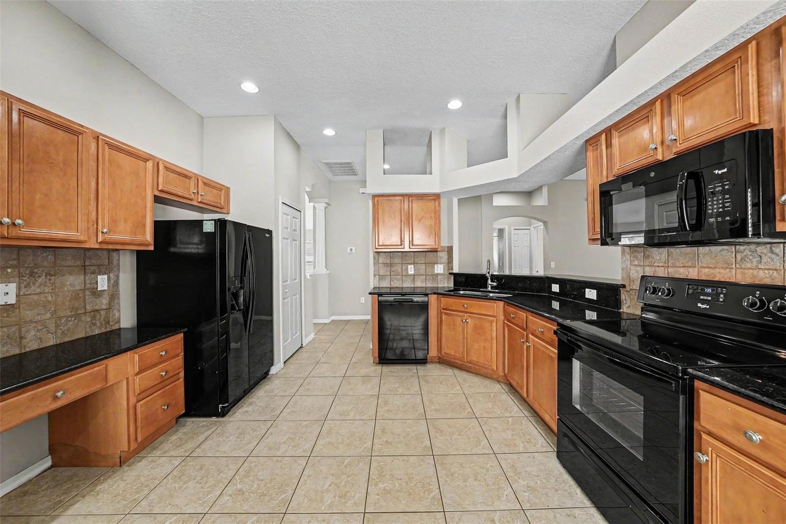 SUNCOAST LAKES PH 03 - Residential