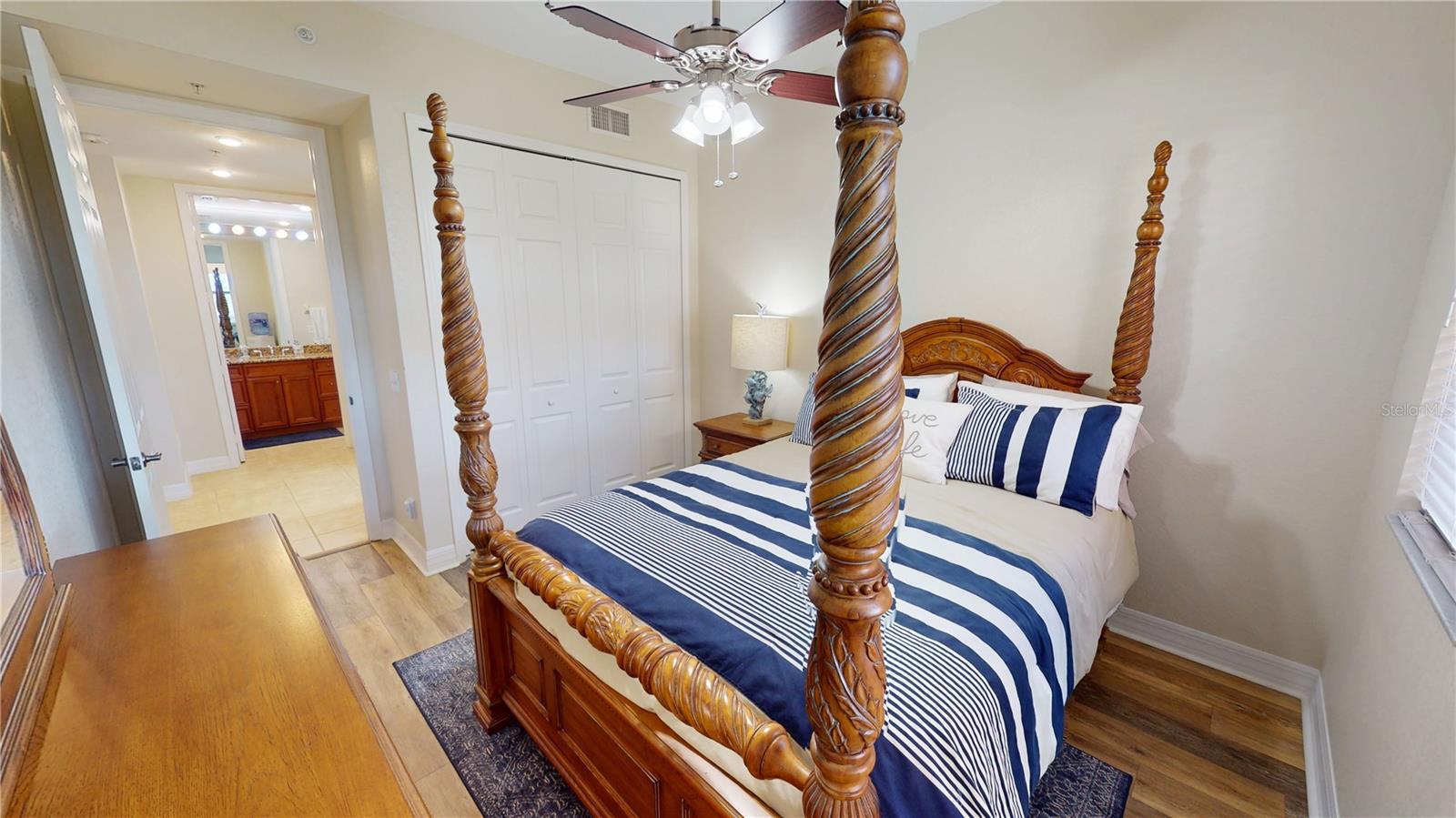 OUTLOOK COVE - Residential