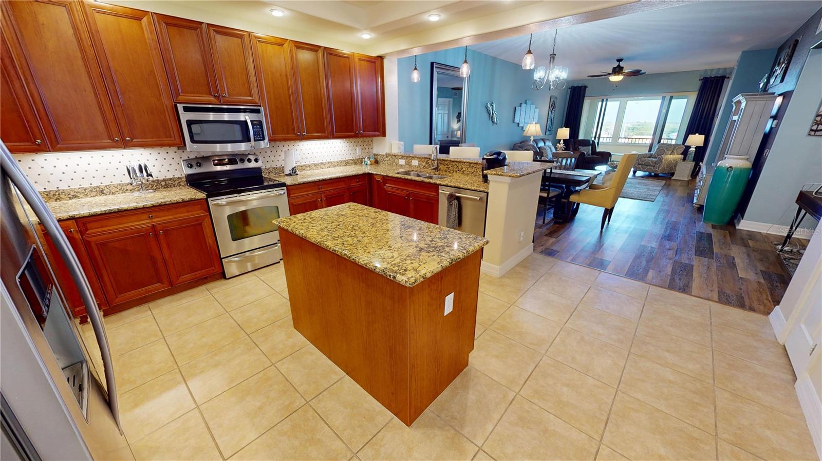 OUTLOOK COVE - Residential