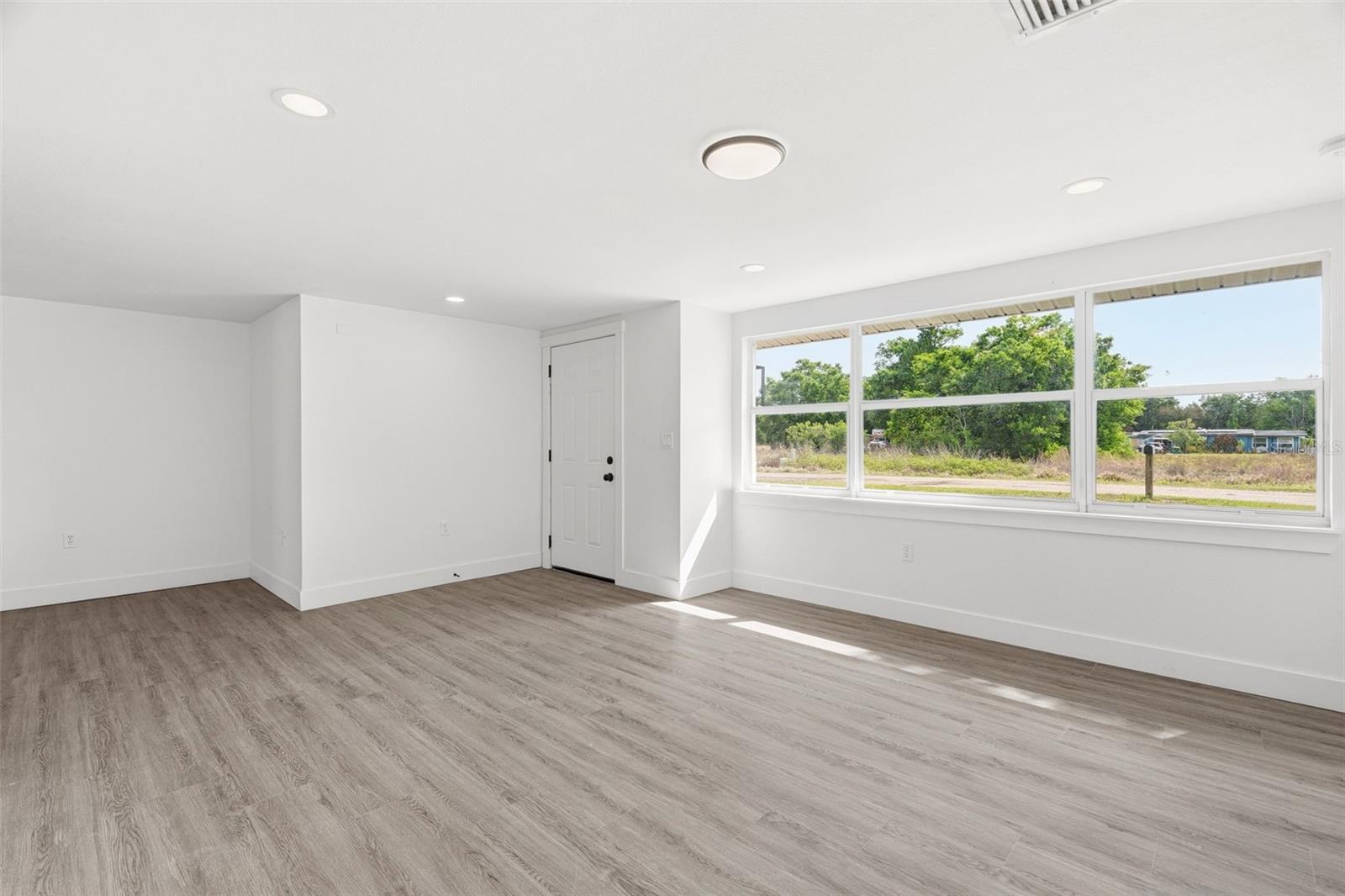 2313 PINEGROVE CIRCLE