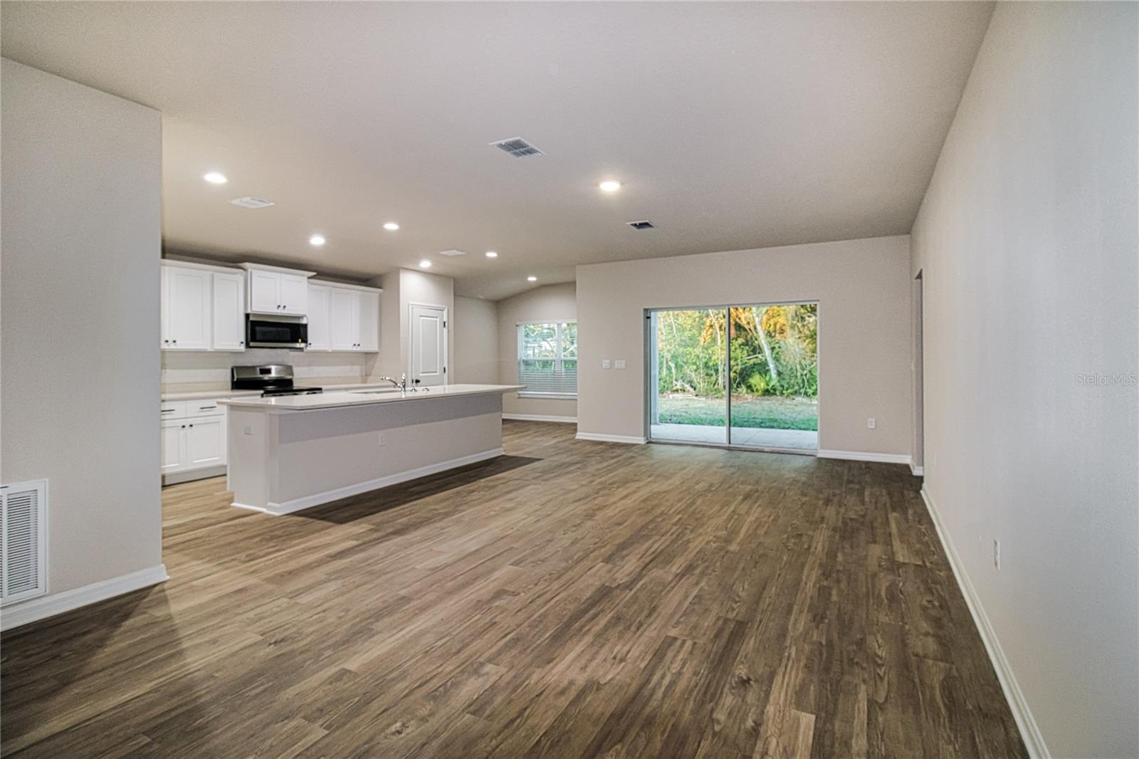 Search Properties for Sale 3 63 REDWOOD ROAD