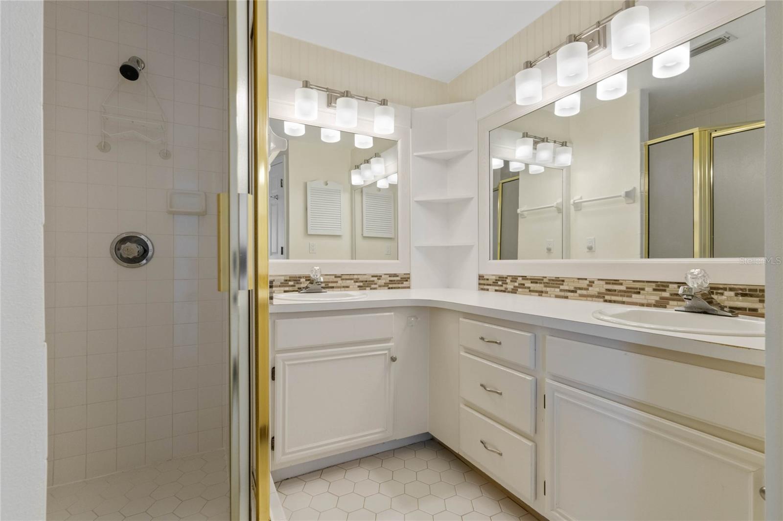 WINTERSET - Residential