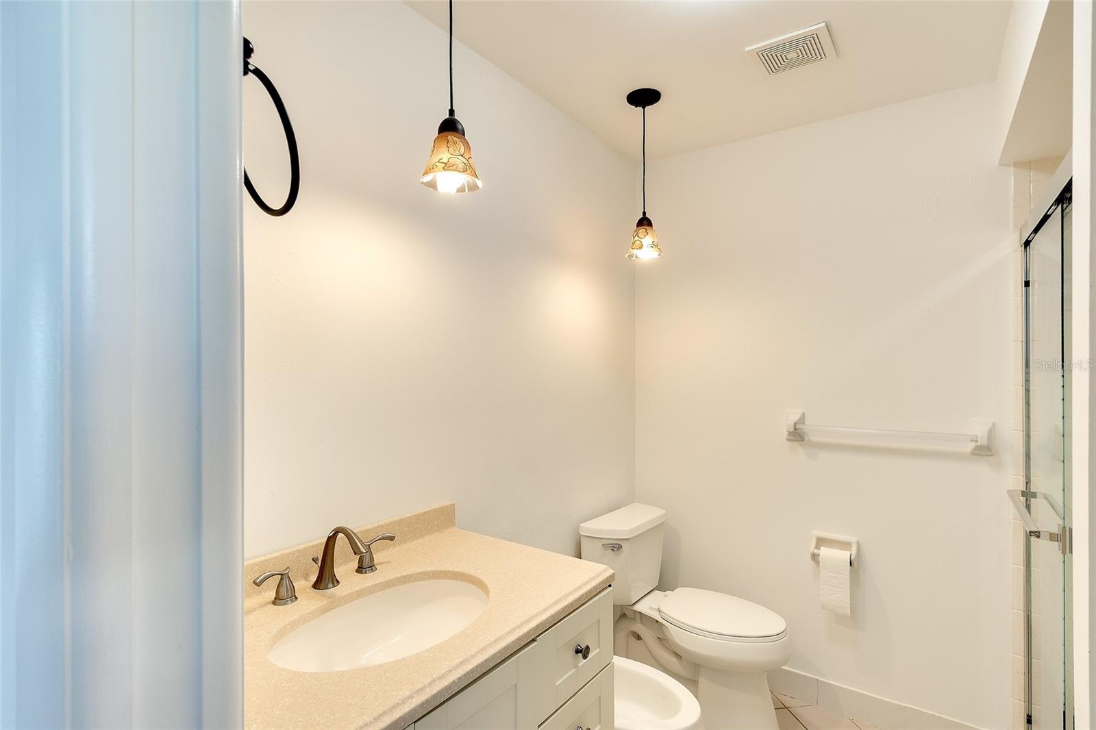 VILLAGE GREEN OF BRADENTON SEC 6 - Residential