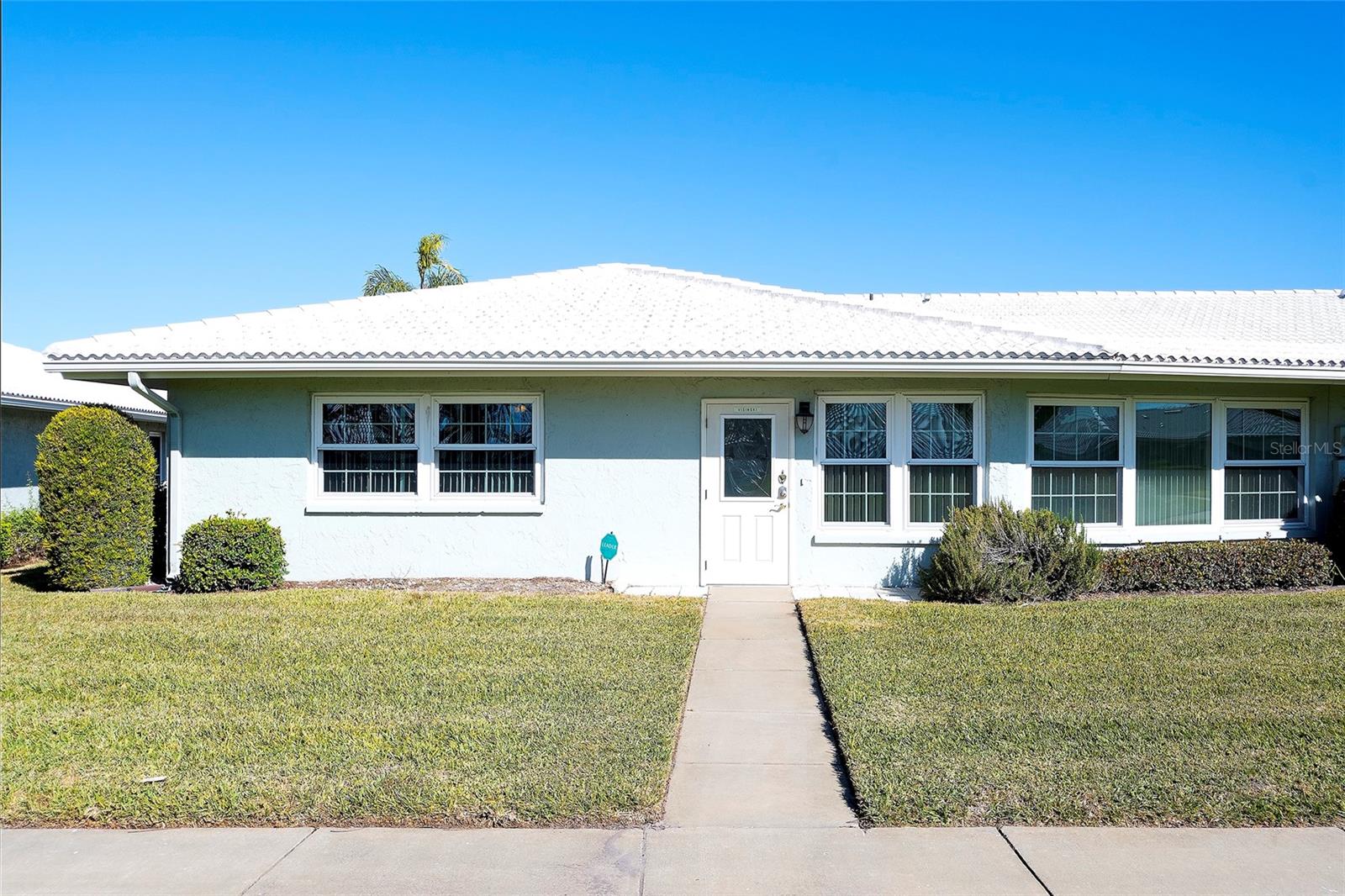 VILLAGE GREEN OF BRADENTON SEC 6 - Residential