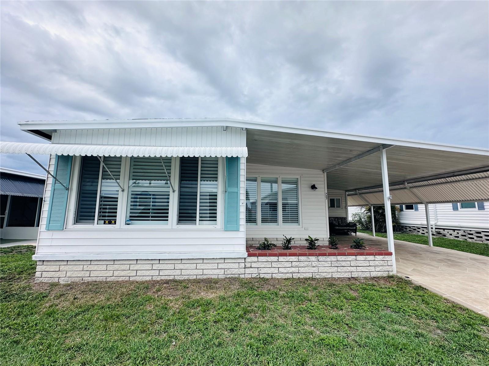 1100 BELCHER ROAD S 727