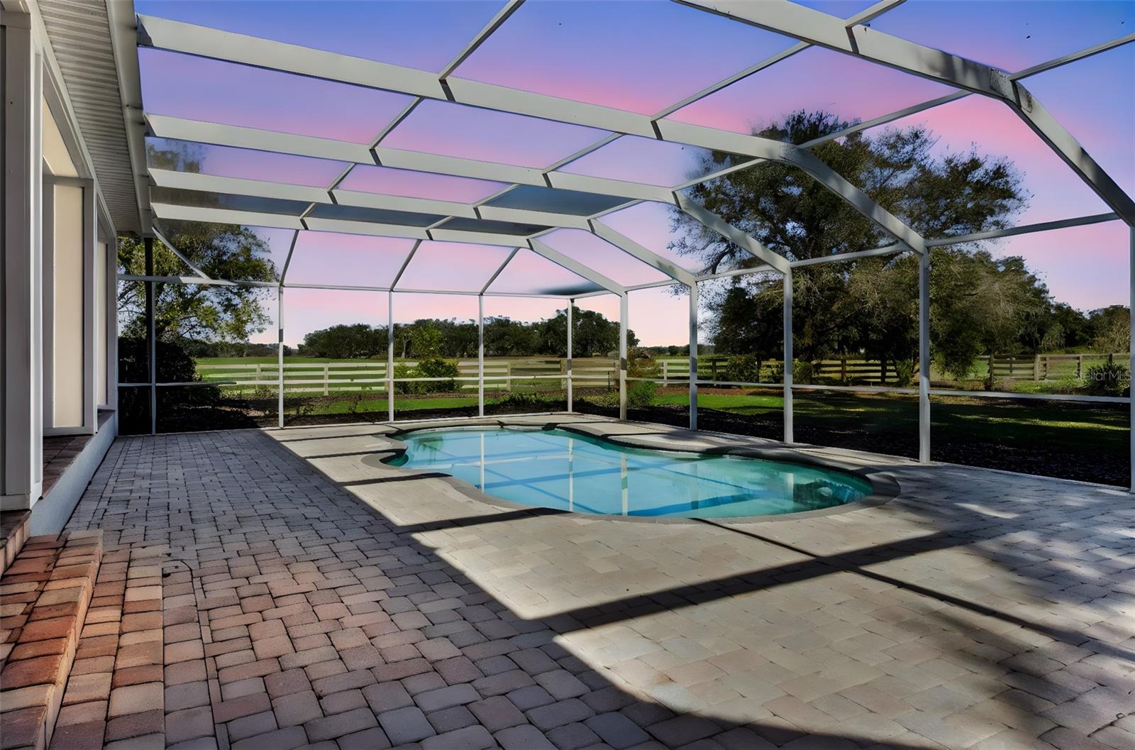 HELEN WINTER GARDENS - Residential