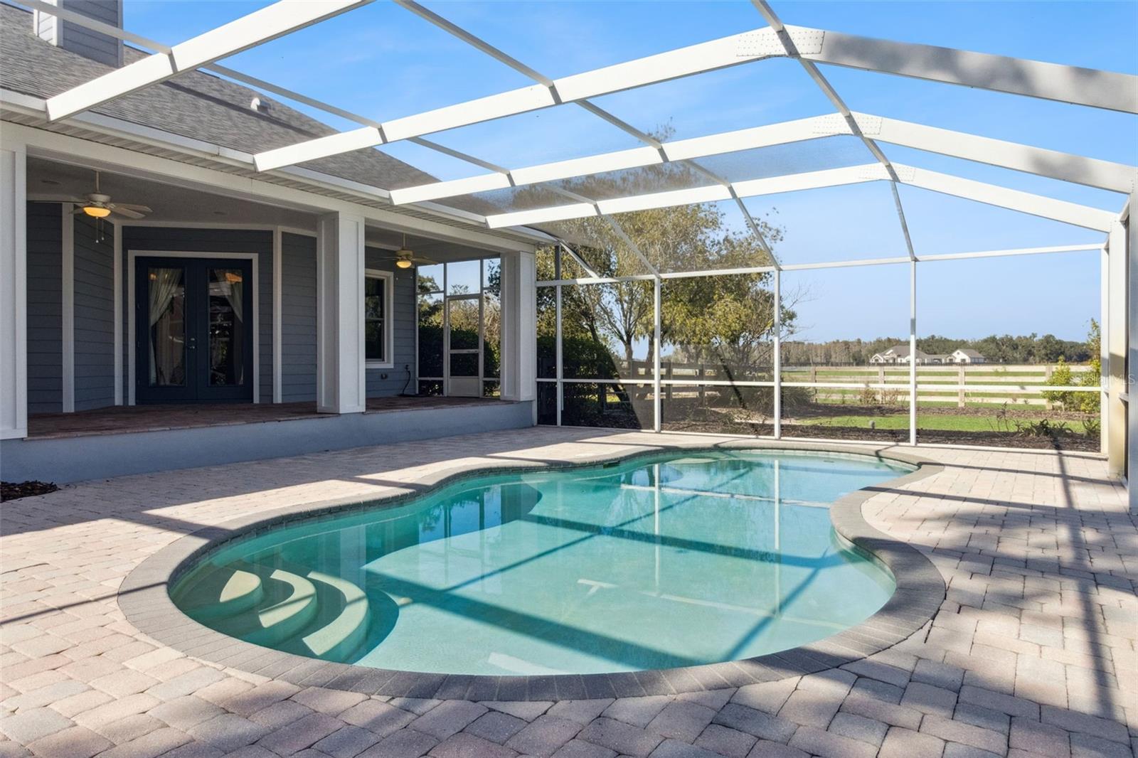 HELEN WINTER GARDENS - Residential