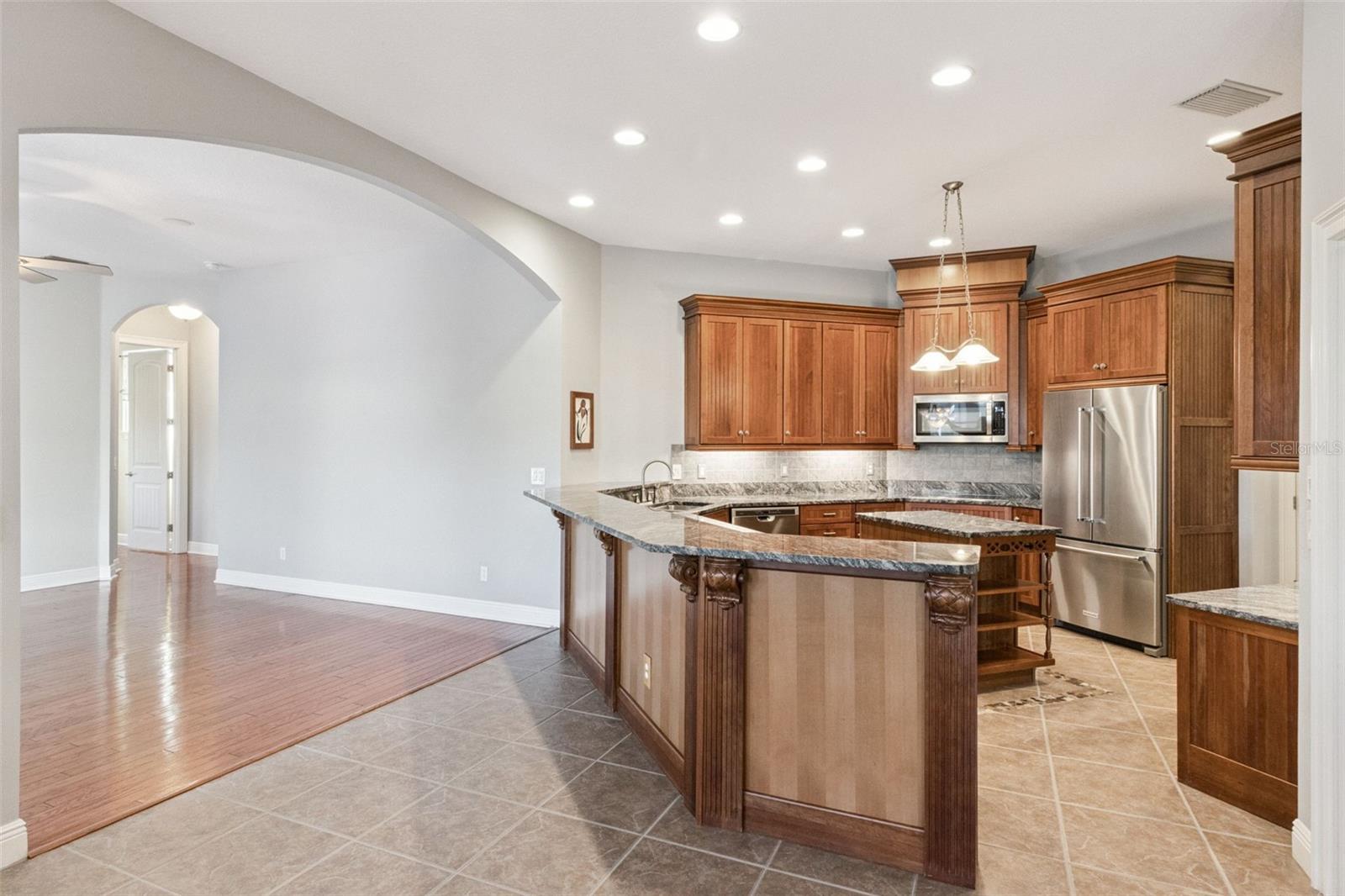 HELEN WINTER GARDENS - Residential