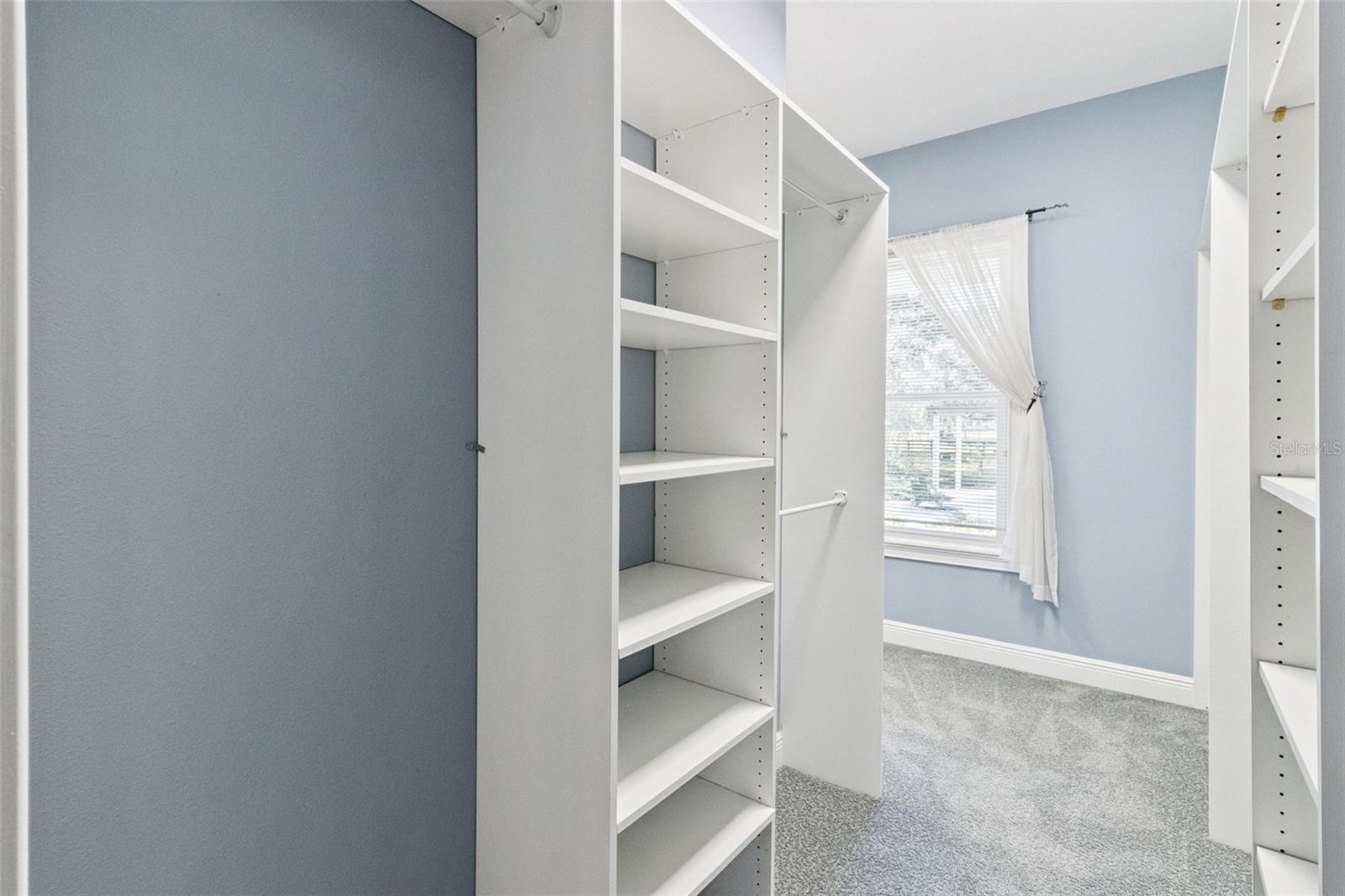 HELEN WINTER GARDENS - Residential