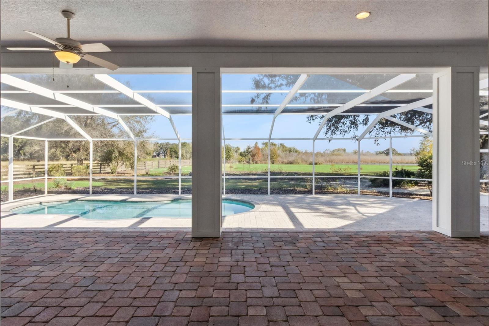 HELEN WINTER GARDENS - Residential