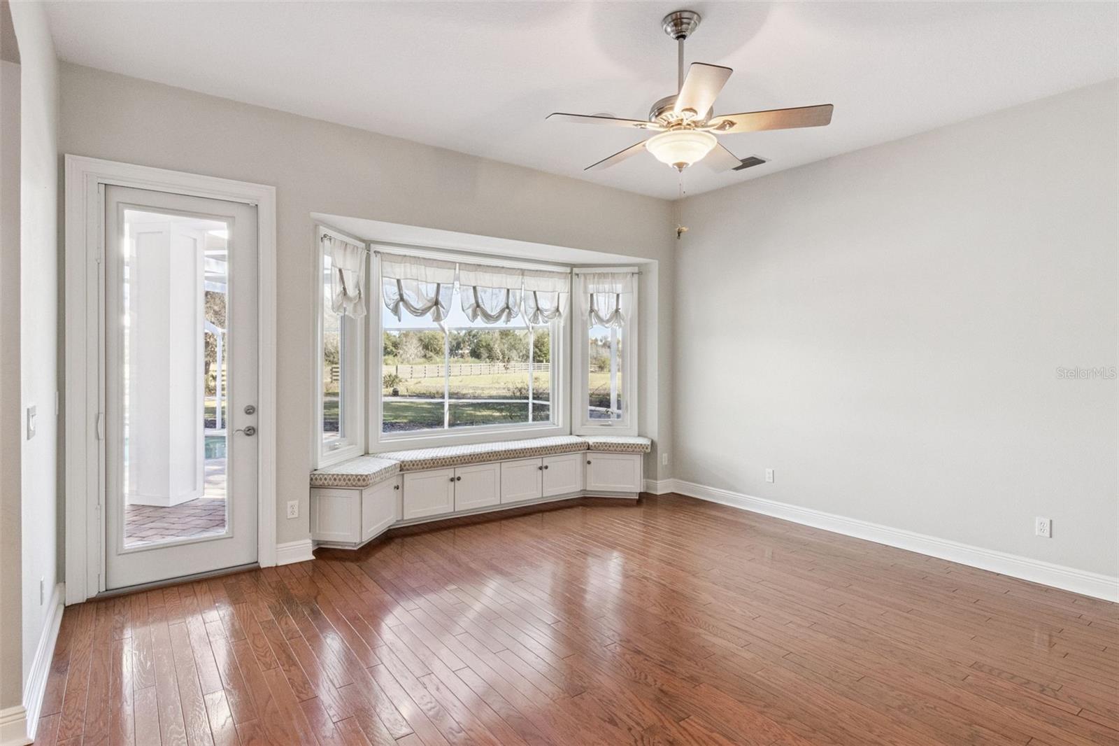 HELEN WINTER GARDENS - Residential