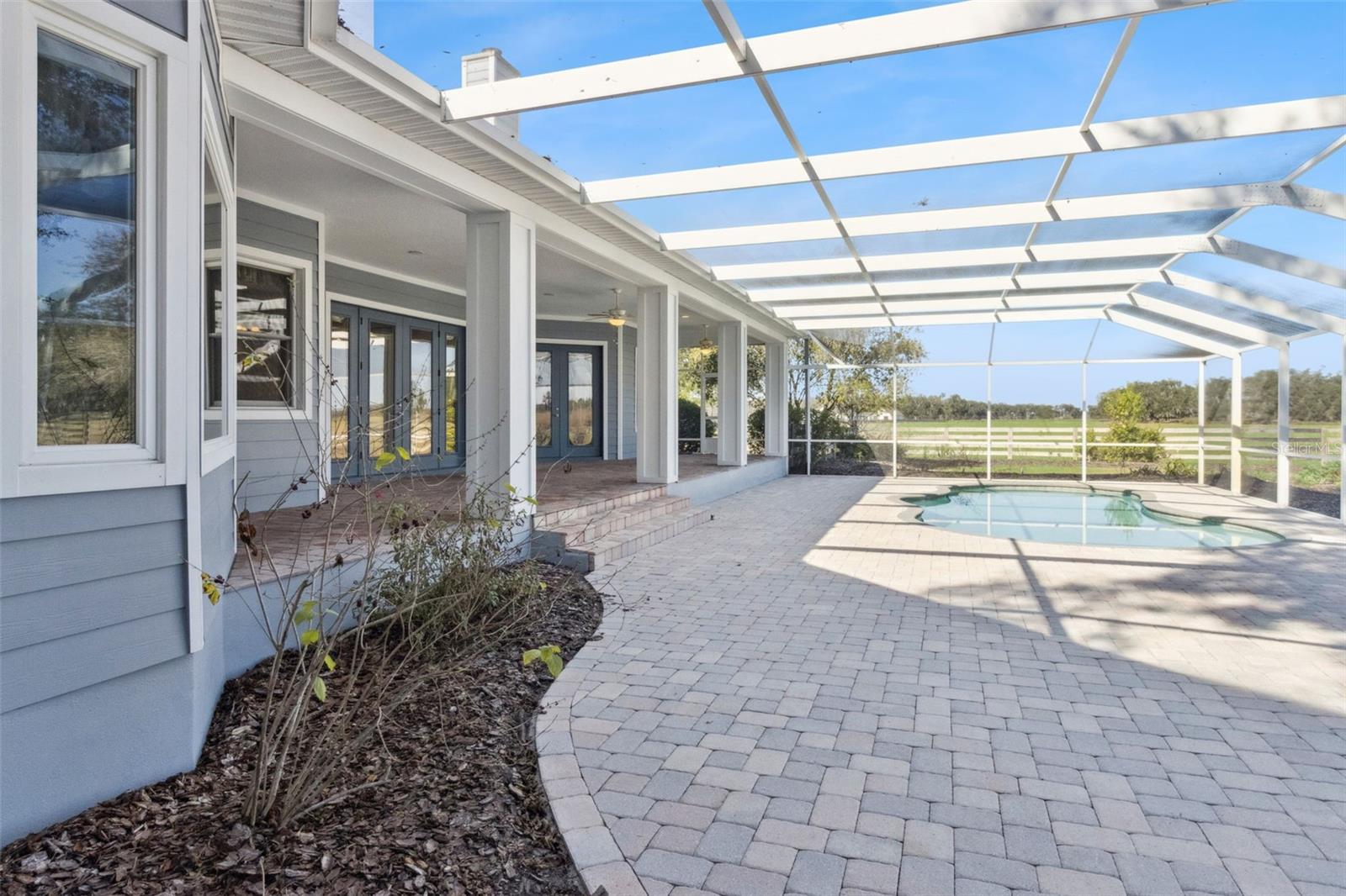 HELEN WINTER GARDENS - Residential