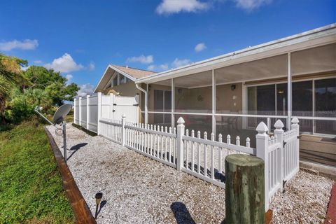 A home in PORT CHARLOTTE