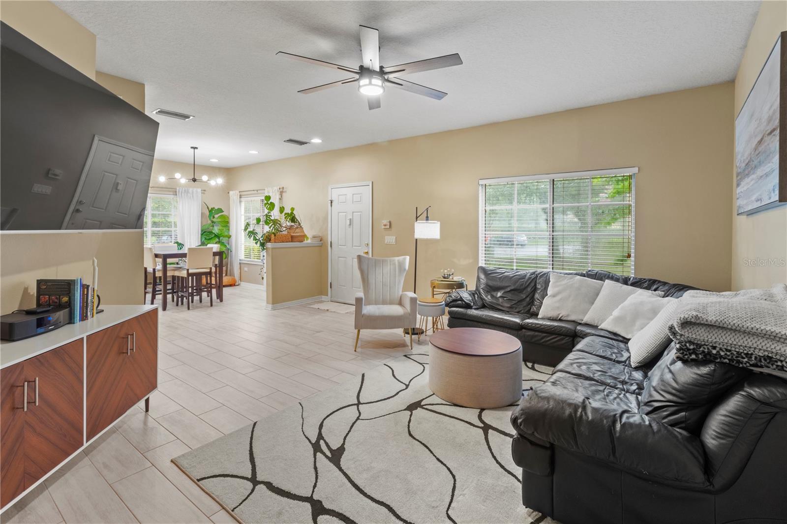 THE TWNHMS AT LIGHTHOUSE COVE I - Residential Lease