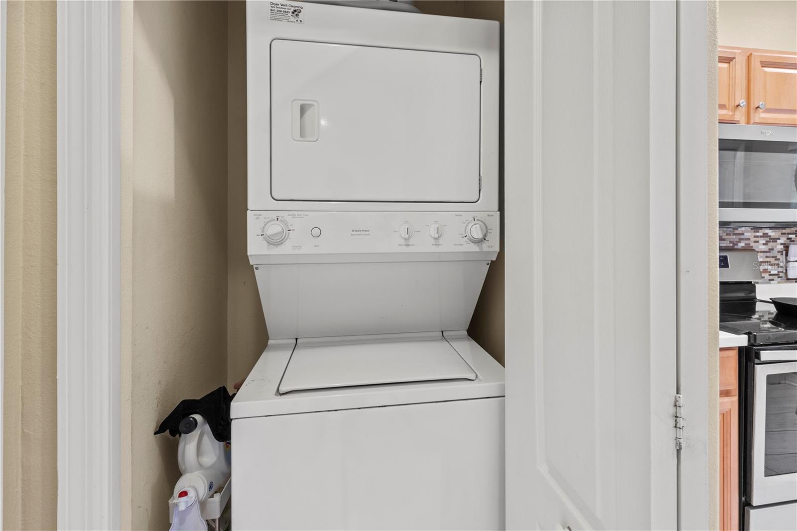 THE TWNHMS AT LIGHTHOUSE COVE I - Residential Lease