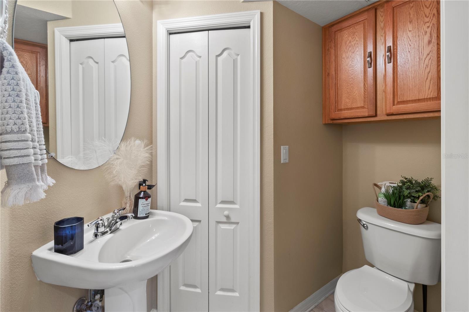 THE TWNHMS AT LIGHTHOUSE COVE I - Residential Lease