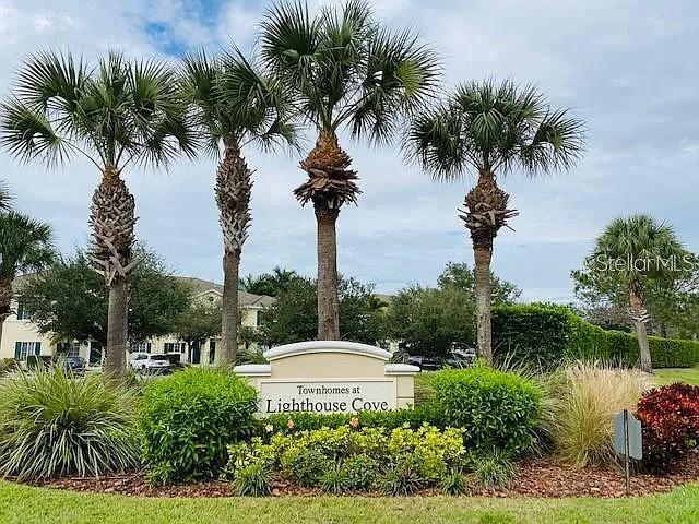 THE TWNHMS AT LIGHTHOUSE COVE I - Residential Lease