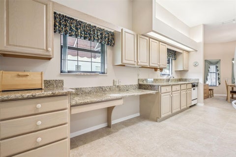 Tiny photo for 461 Baytree Boulevard, Tavares, FL 32778 (MLS # G5119424)
