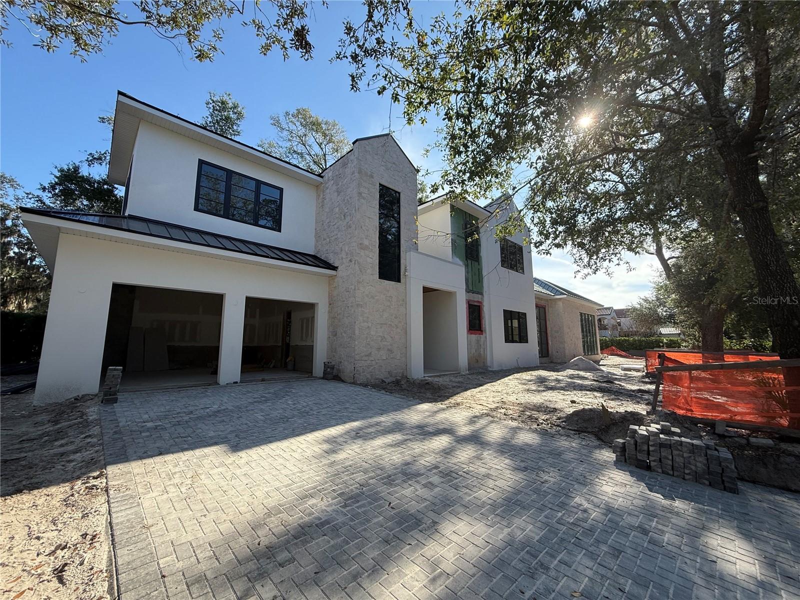 FOREST HILLS - Residential