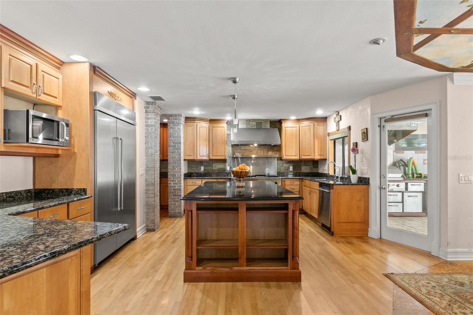 SANCTUARY AT COBBS LANDING THE - Residential