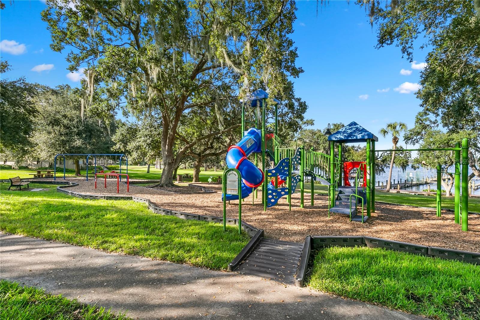SANCTUARY AT COBBS LANDING THE - Residential