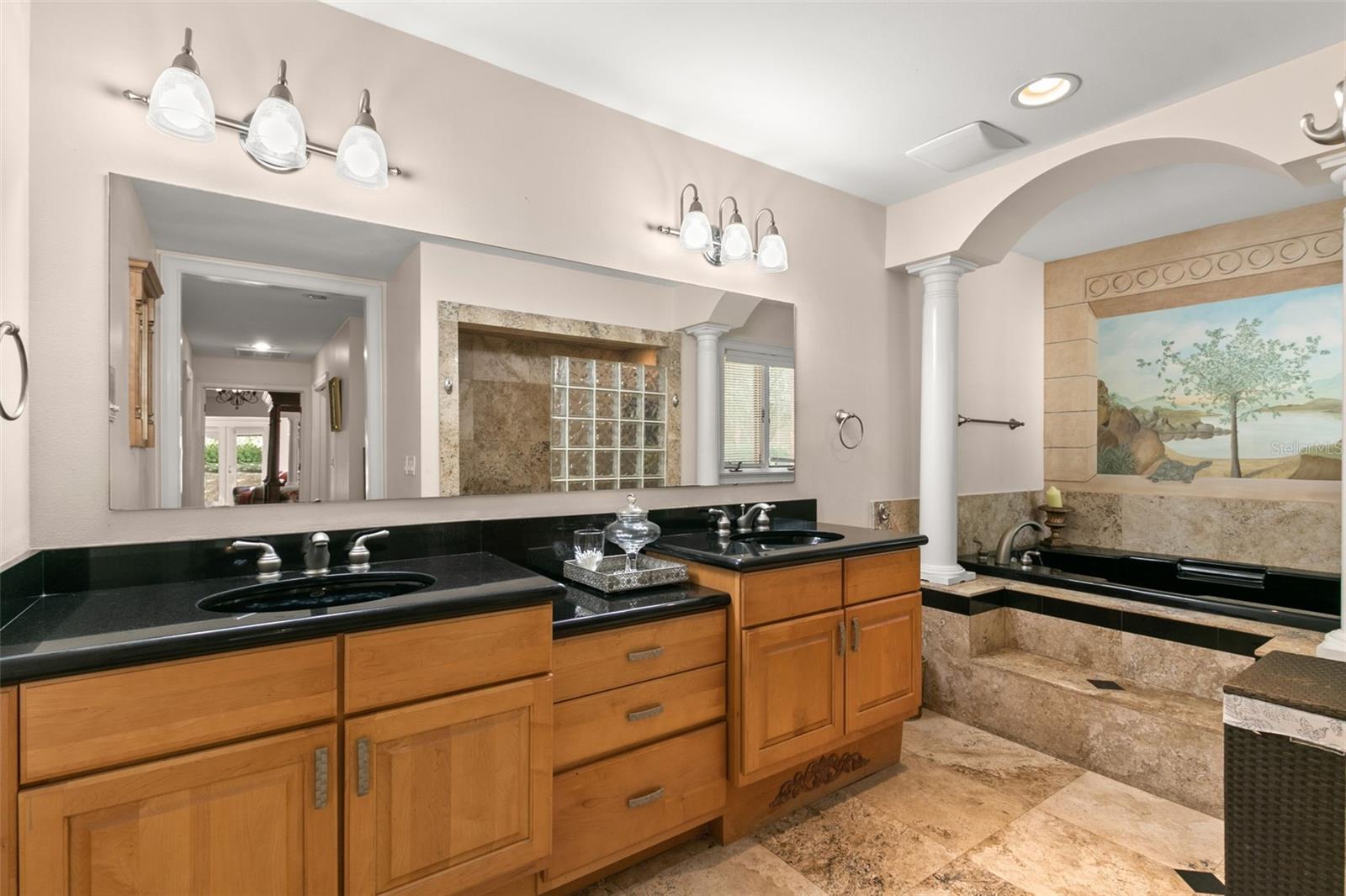 SANCTUARY AT COBBS LANDING THE - Residential