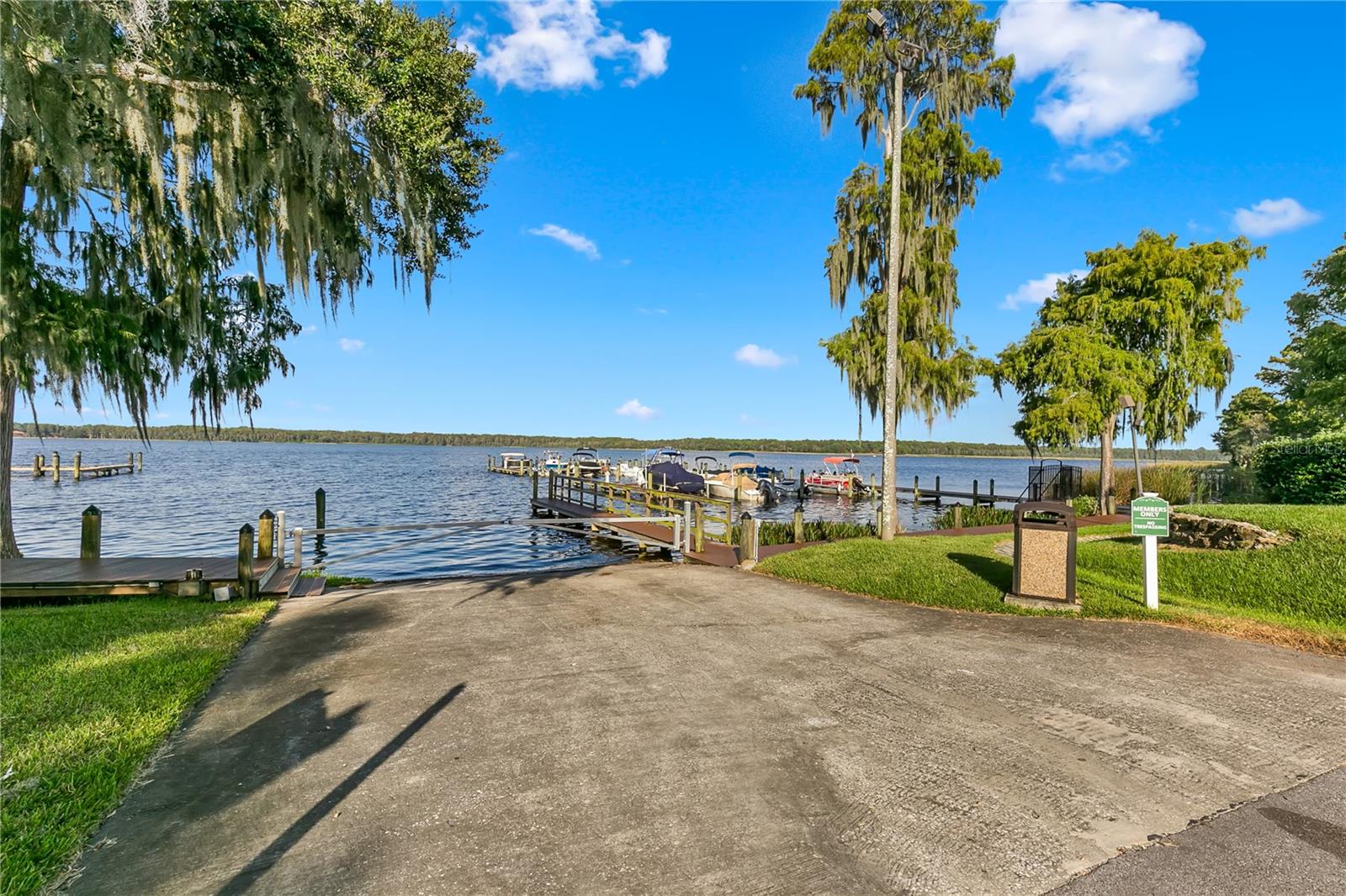 SANCTUARY AT COBBS LANDING THE - Residential