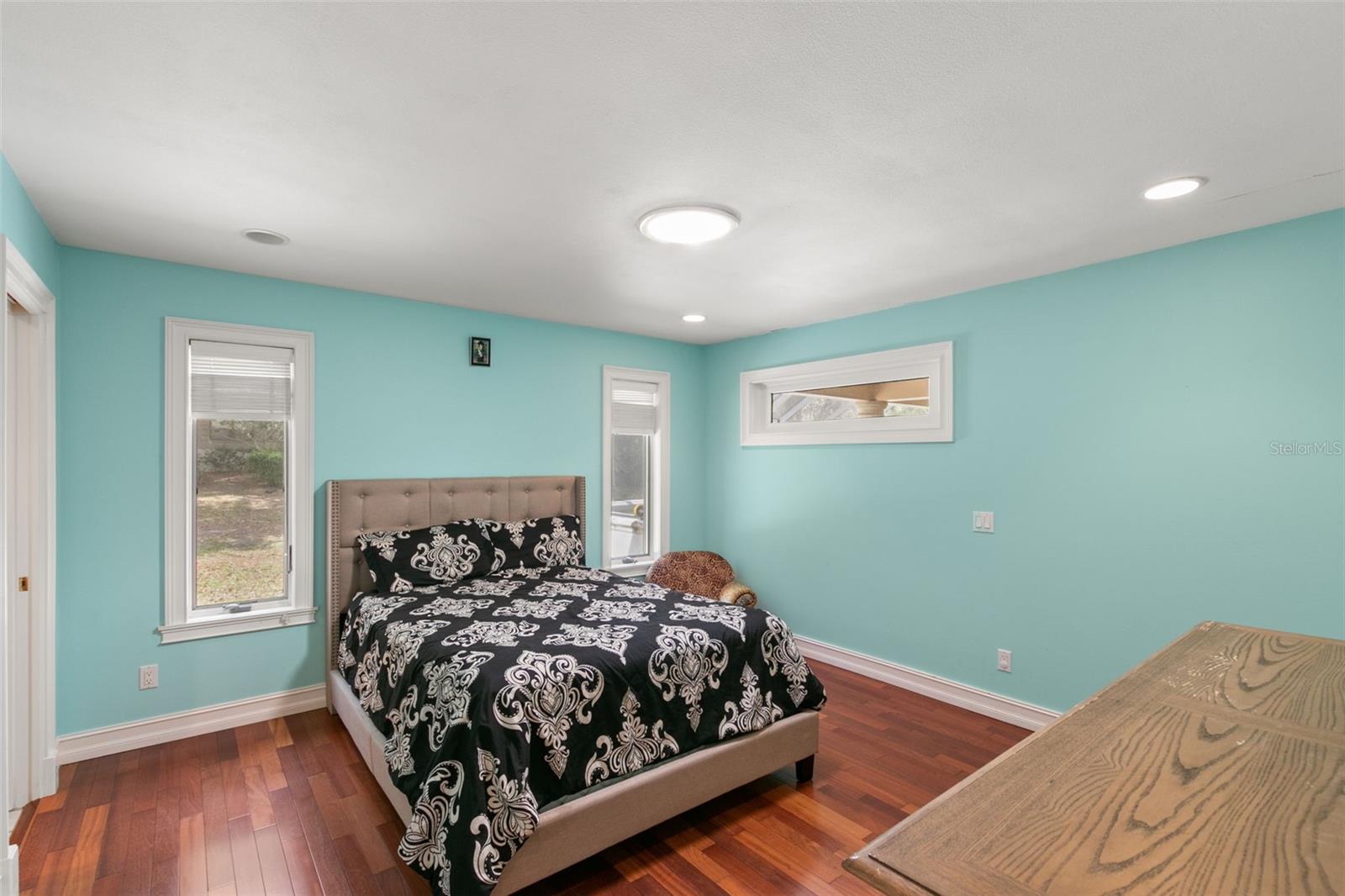 SANCTUARY AT COBBS LANDING THE - Residential