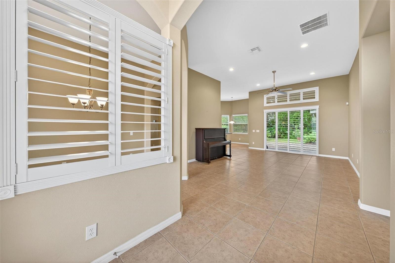 RETREAT AT WEKIVA - Residential