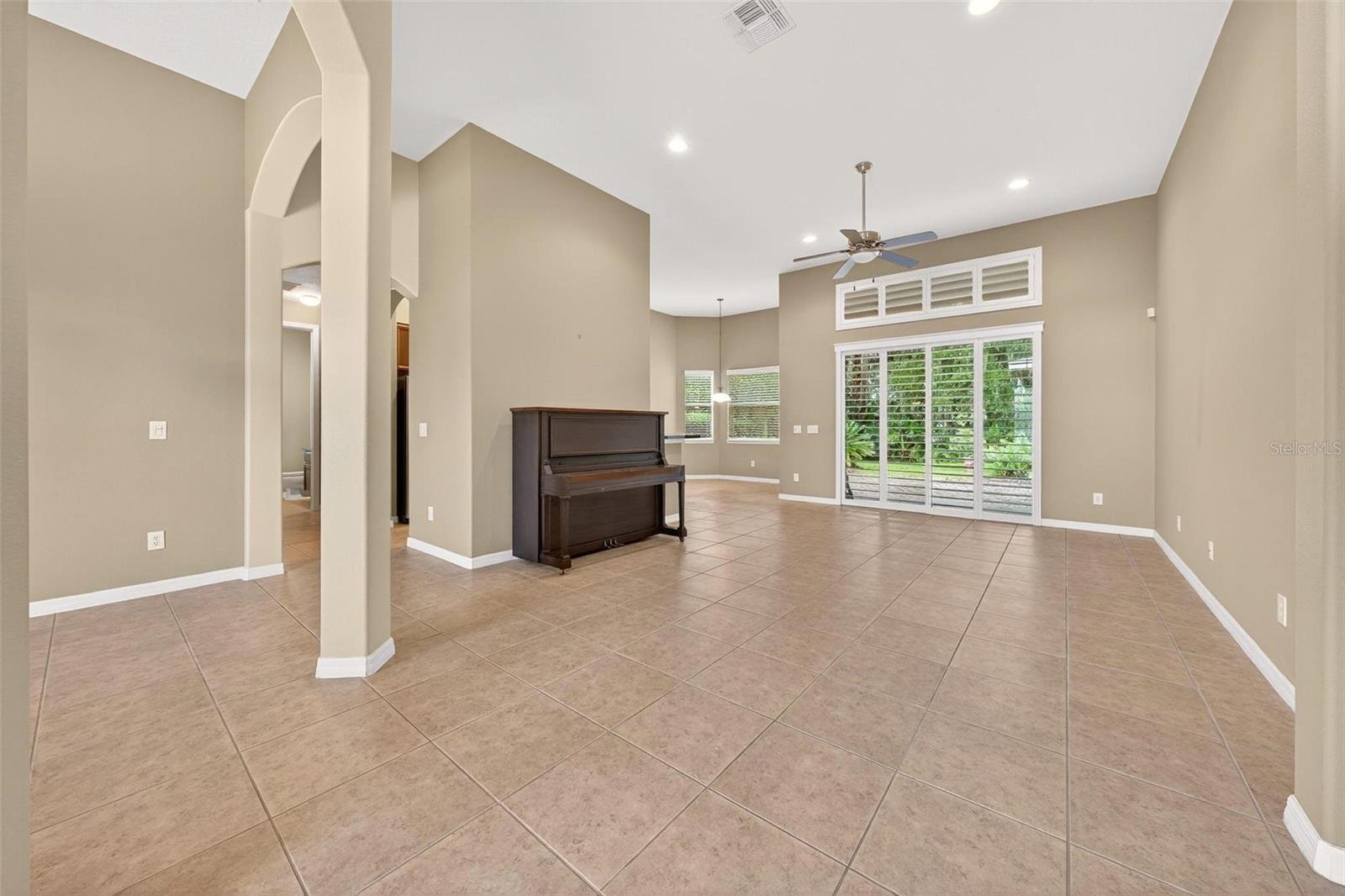 RETREAT AT WEKIVA - Residential