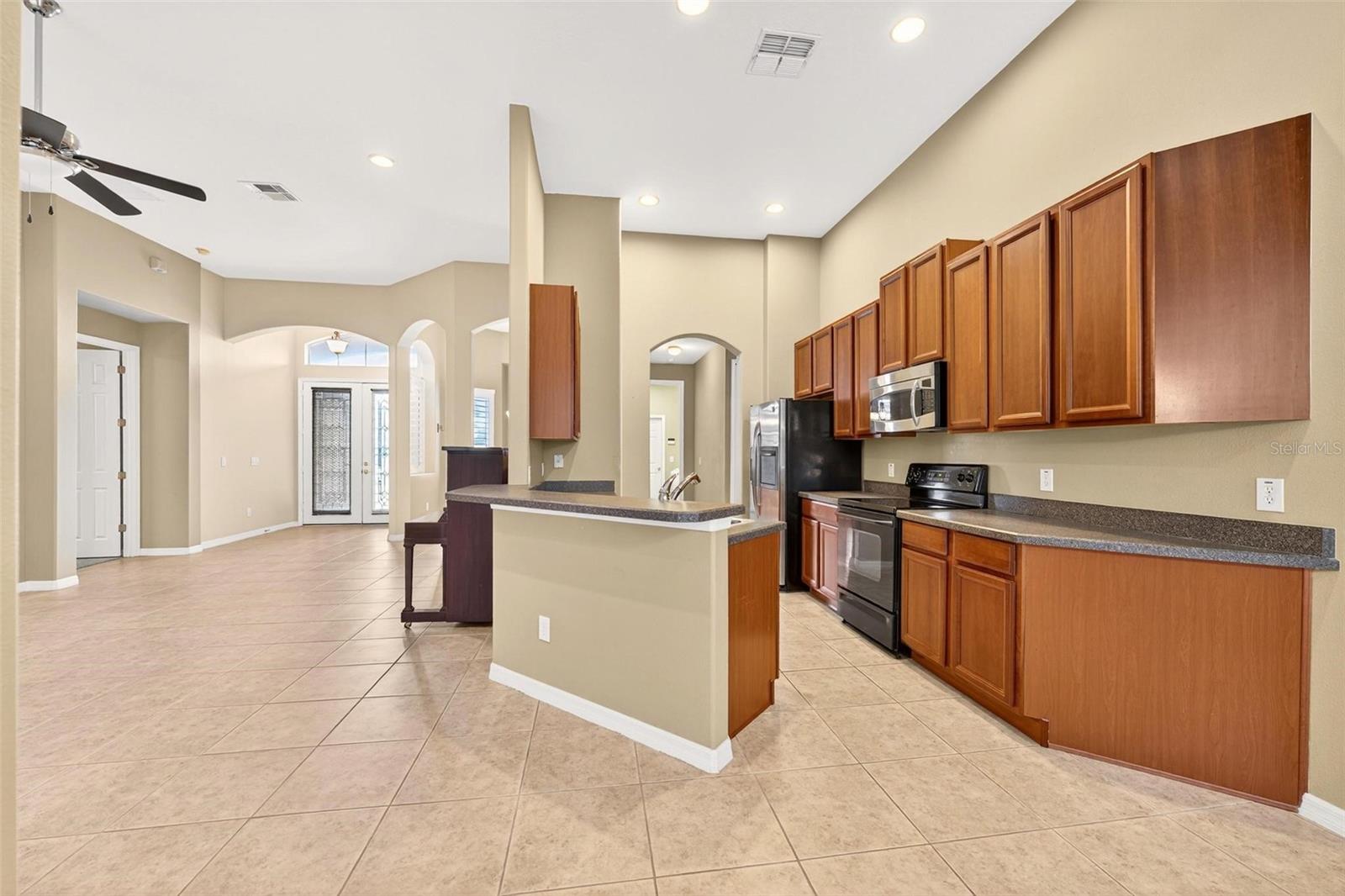 RETREAT AT WEKIVA - Residential