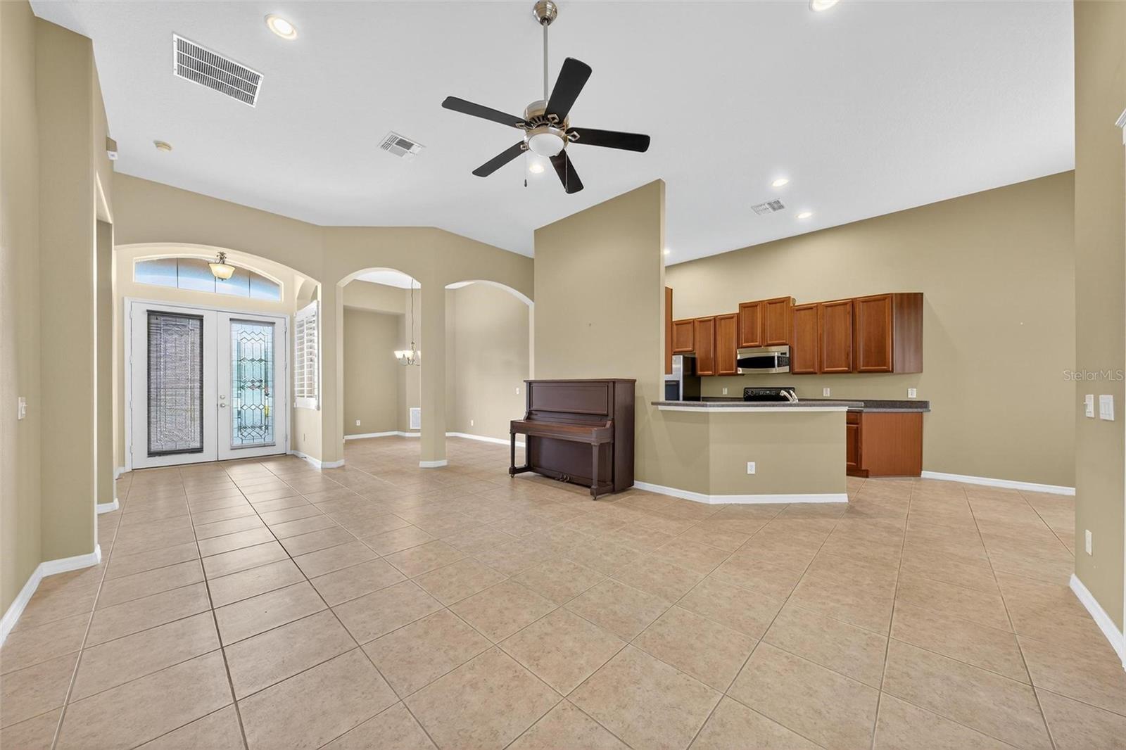 RETREAT AT WEKIVA - Residential