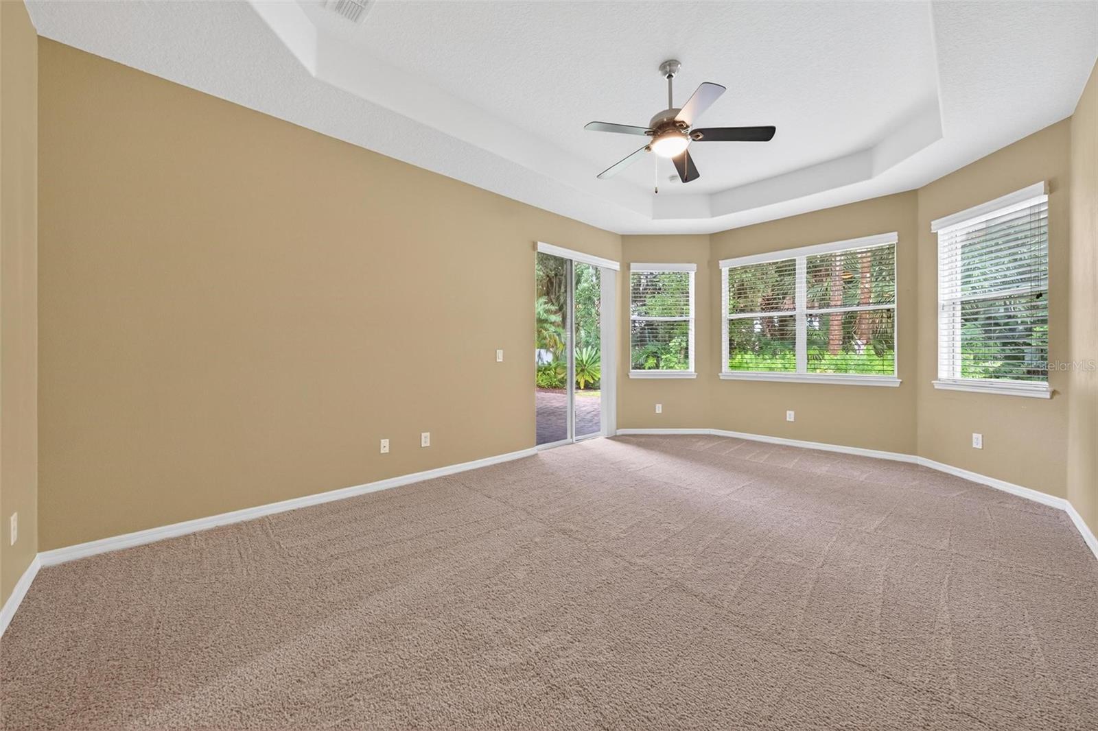 RETREAT AT WEKIVA - Residential