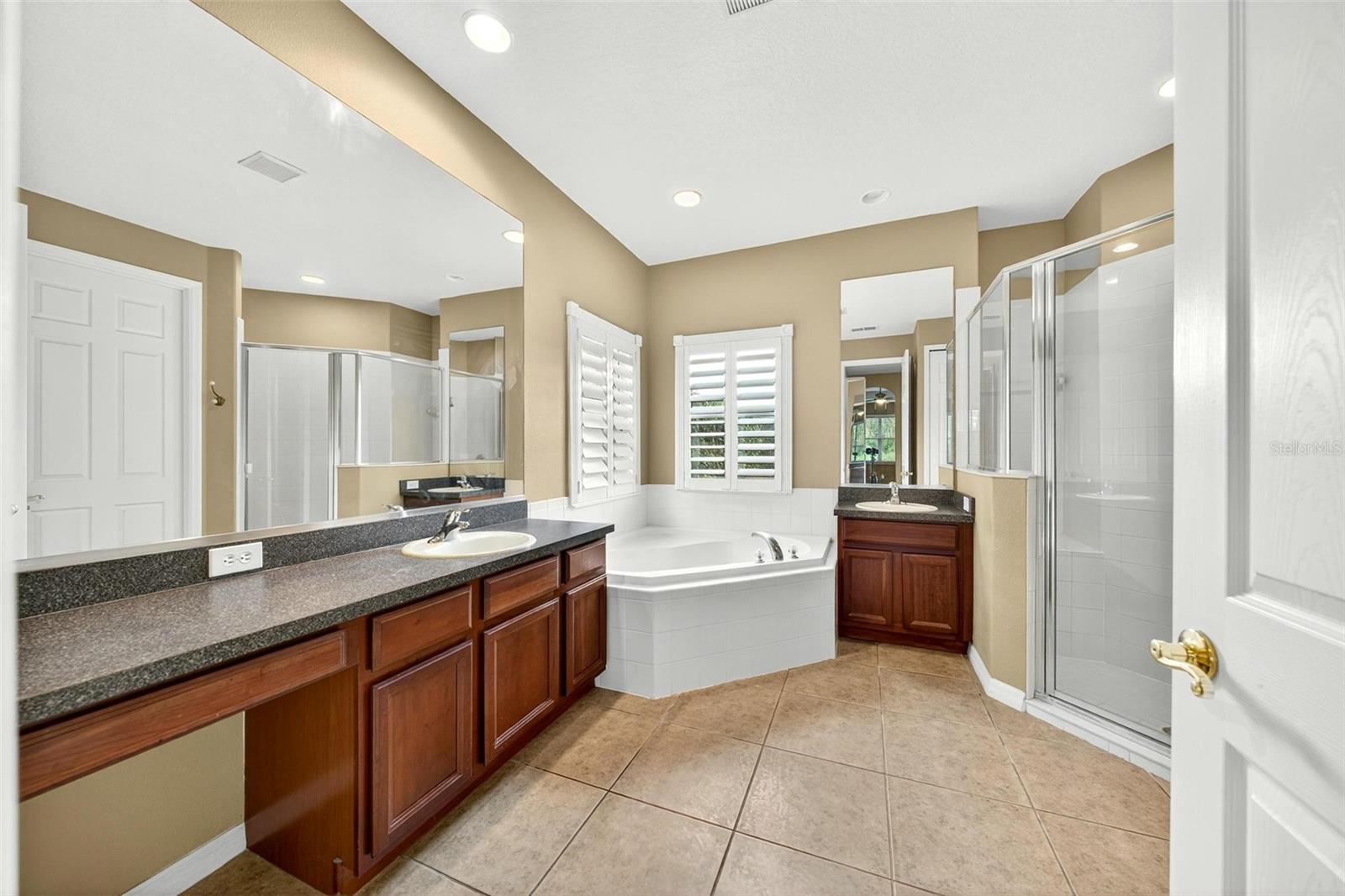 RETREAT AT WEKIVA - Residential