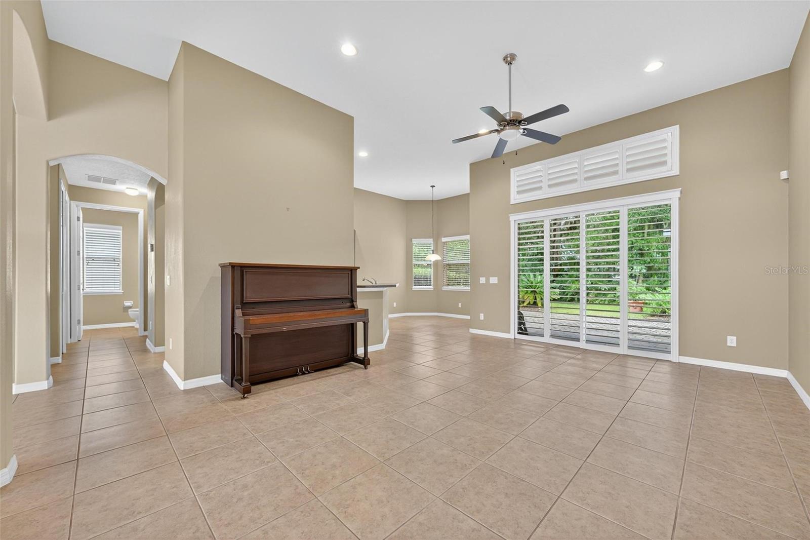 RETREAT AT WEKIVA - Residential