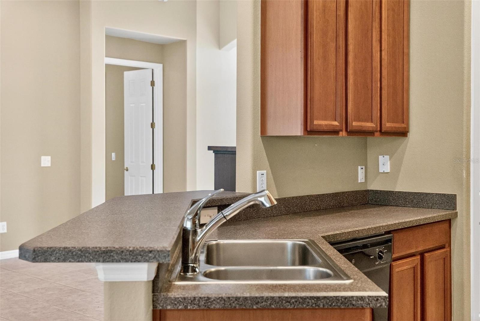 RETREAT AT WEKIVA - Residential