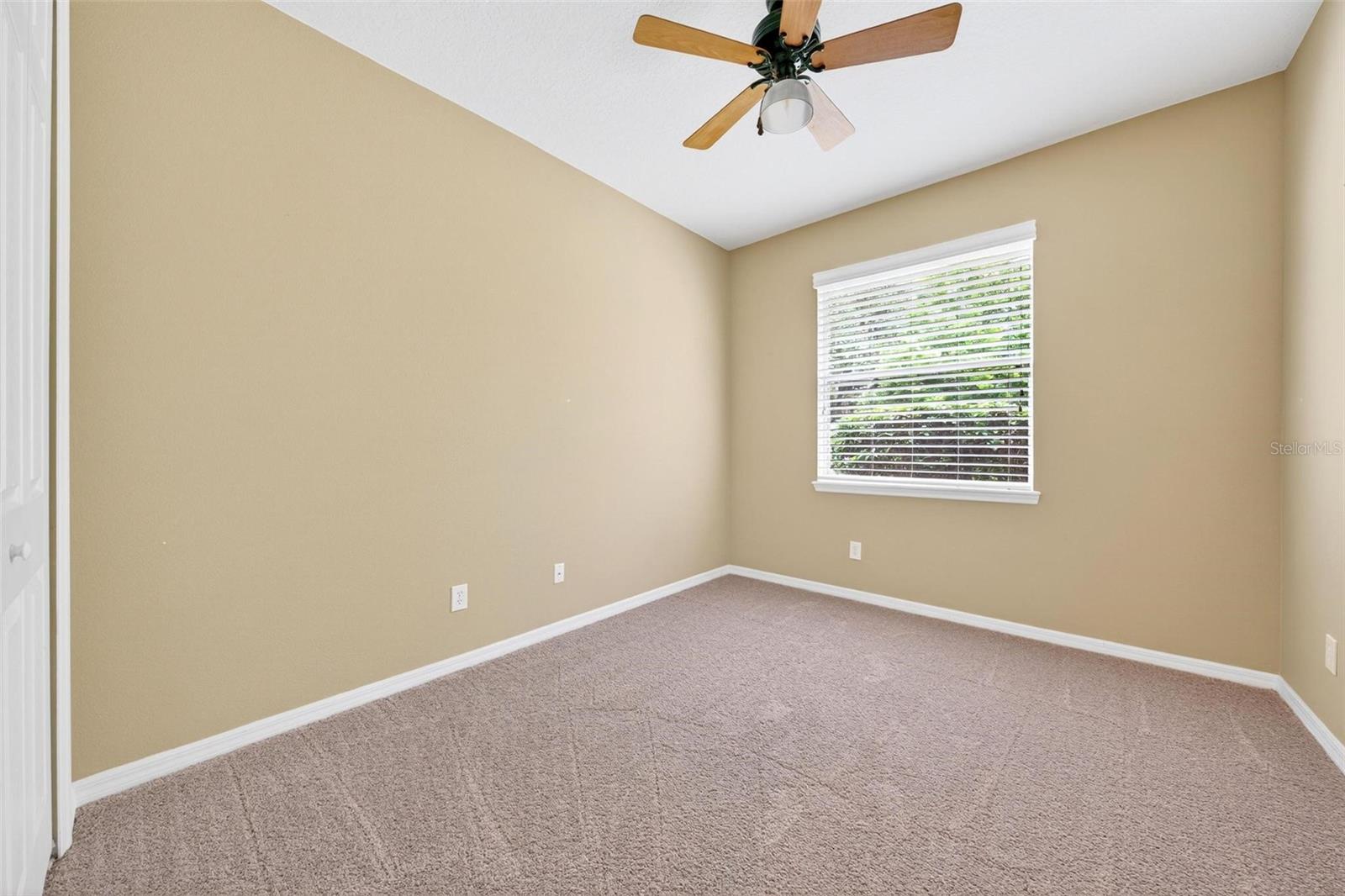 RETREAT AT WEKIVA - Residential