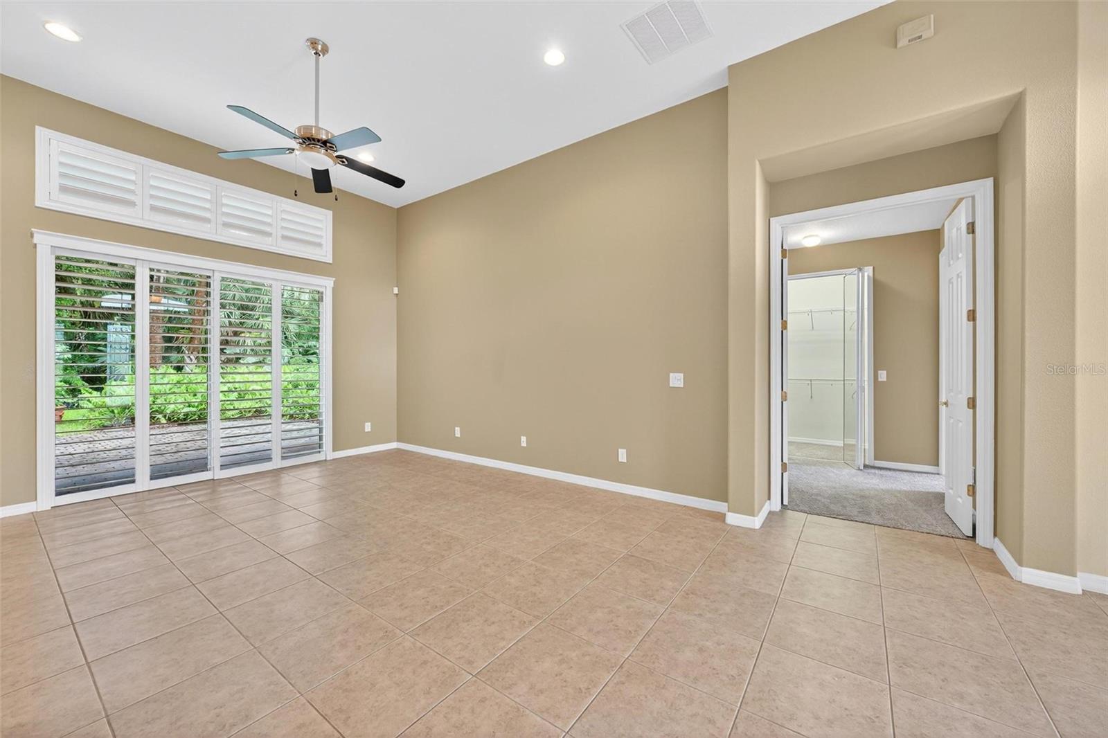 RETREAT AT WEKIVA - Residential