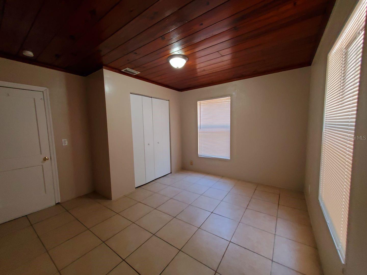 UNPLATTED - Residential Lease