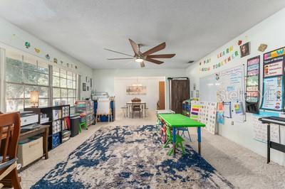 RAINBOW S END ESTATE - Residential